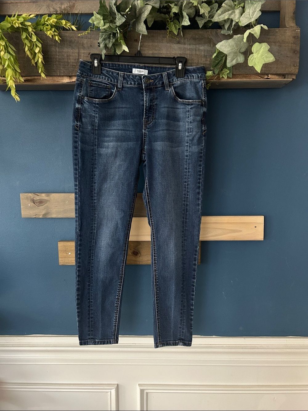 Kensie Women's Skinny Jeans - Dark Blue Wash